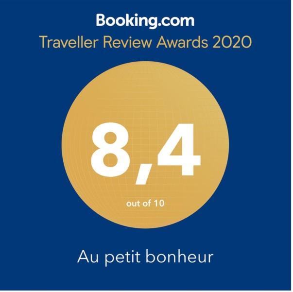 Au Petit Bonheur Bed and Breakfast Courgenay Zewnętrze zdjęcie